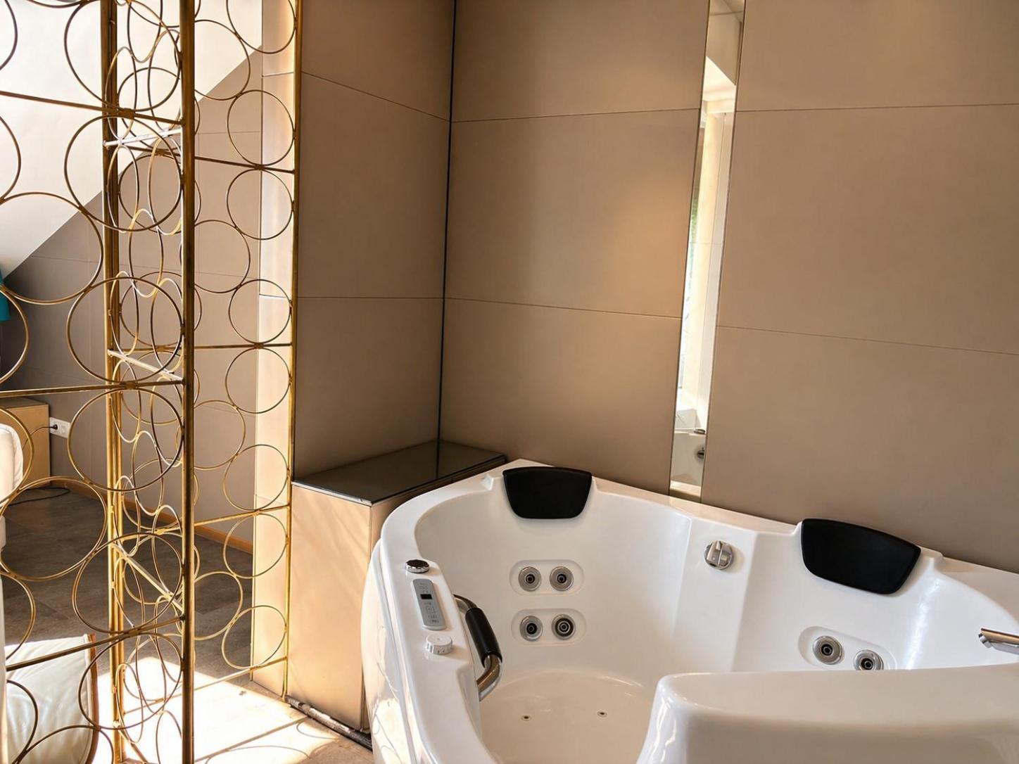 Abalu Collection Suites Gran Via — Фото 1